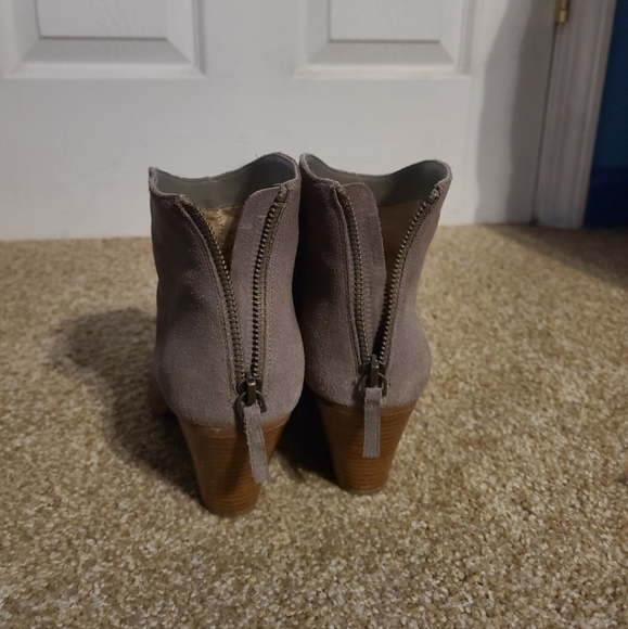 Booties - Picture 3 of 4